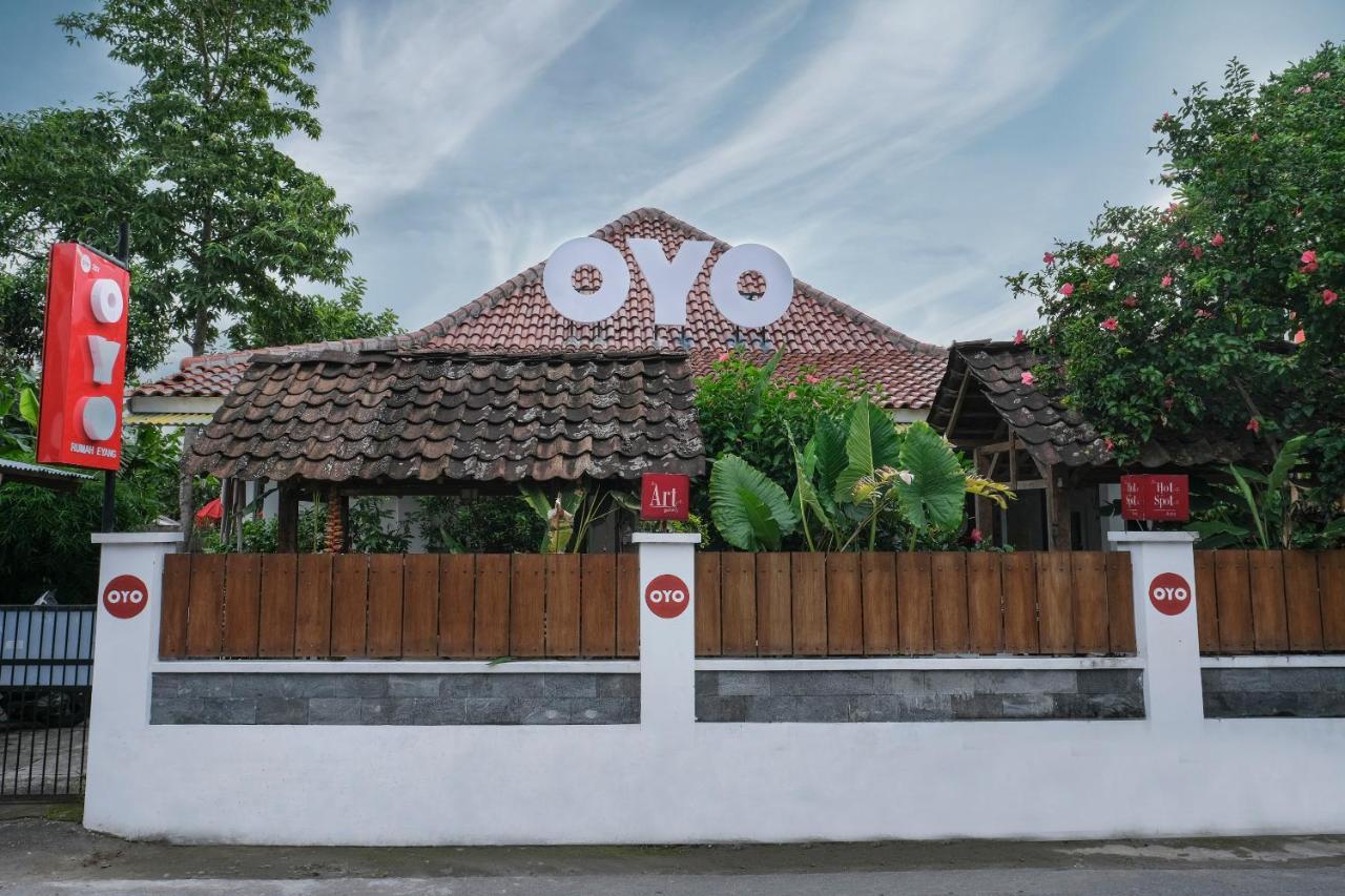 Oyo 287 Rumah Eyang Near Rsud Kota Yogyakarta Hotel Buitenkant foto