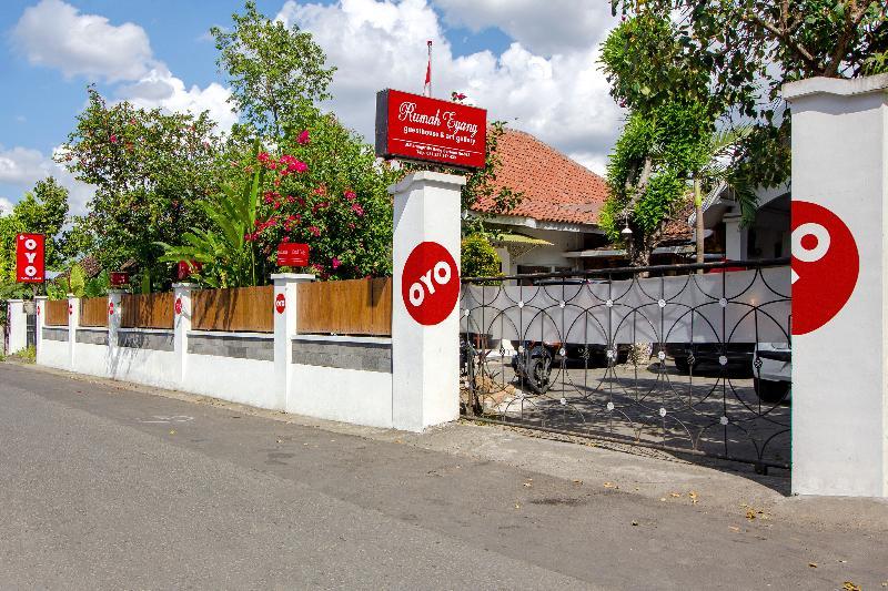 Oyo 287 Rumah Eyang Near Rsud Kota Yogyakarta Hotel Buitenkant foto