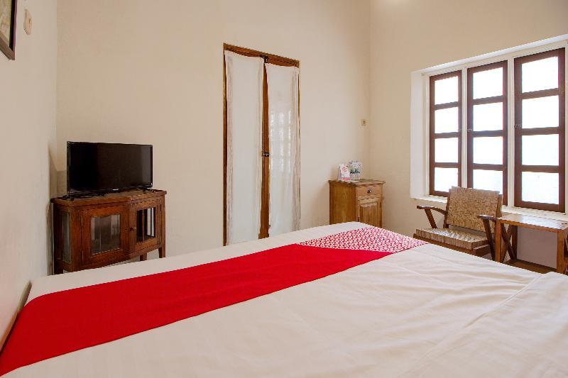 Oyo 287 Rumah Eyang Near Rsud Kota Yogyakarta Hotel Buitenkant foto