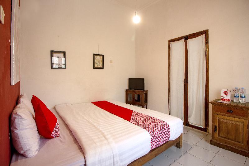 Oyo 287 Rumah Eyang Near Rsud Kota Yogyakarta Hotel Buitenkant foto